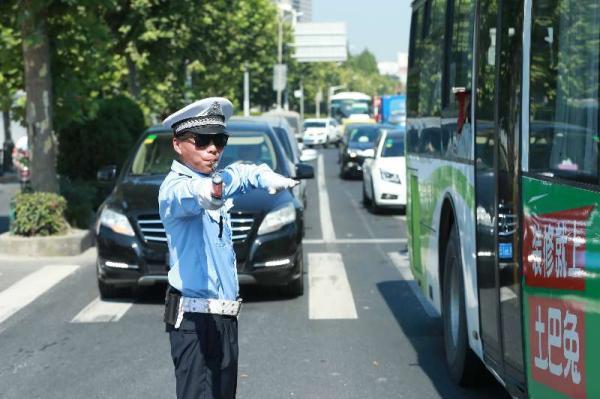 上海交警APP最新版，智慧出行与安全护航的实地评估数据方案